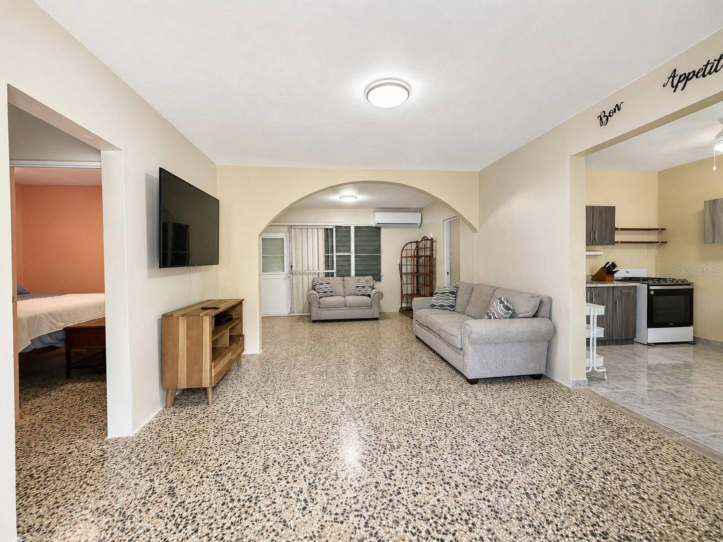 122 POMARROSA ST., Fajardo, PR 00738