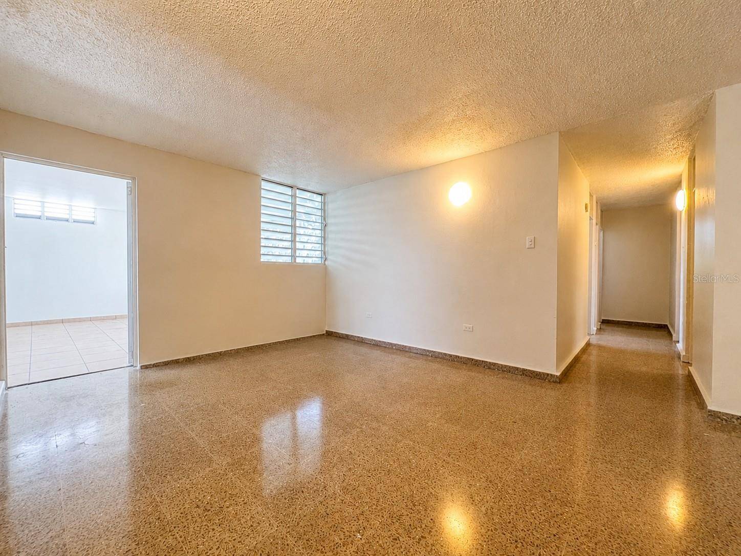 #1 ST. URB. VILLA ARRIETA 1ST FLOOR #C-51, Bayamon, PR 00957