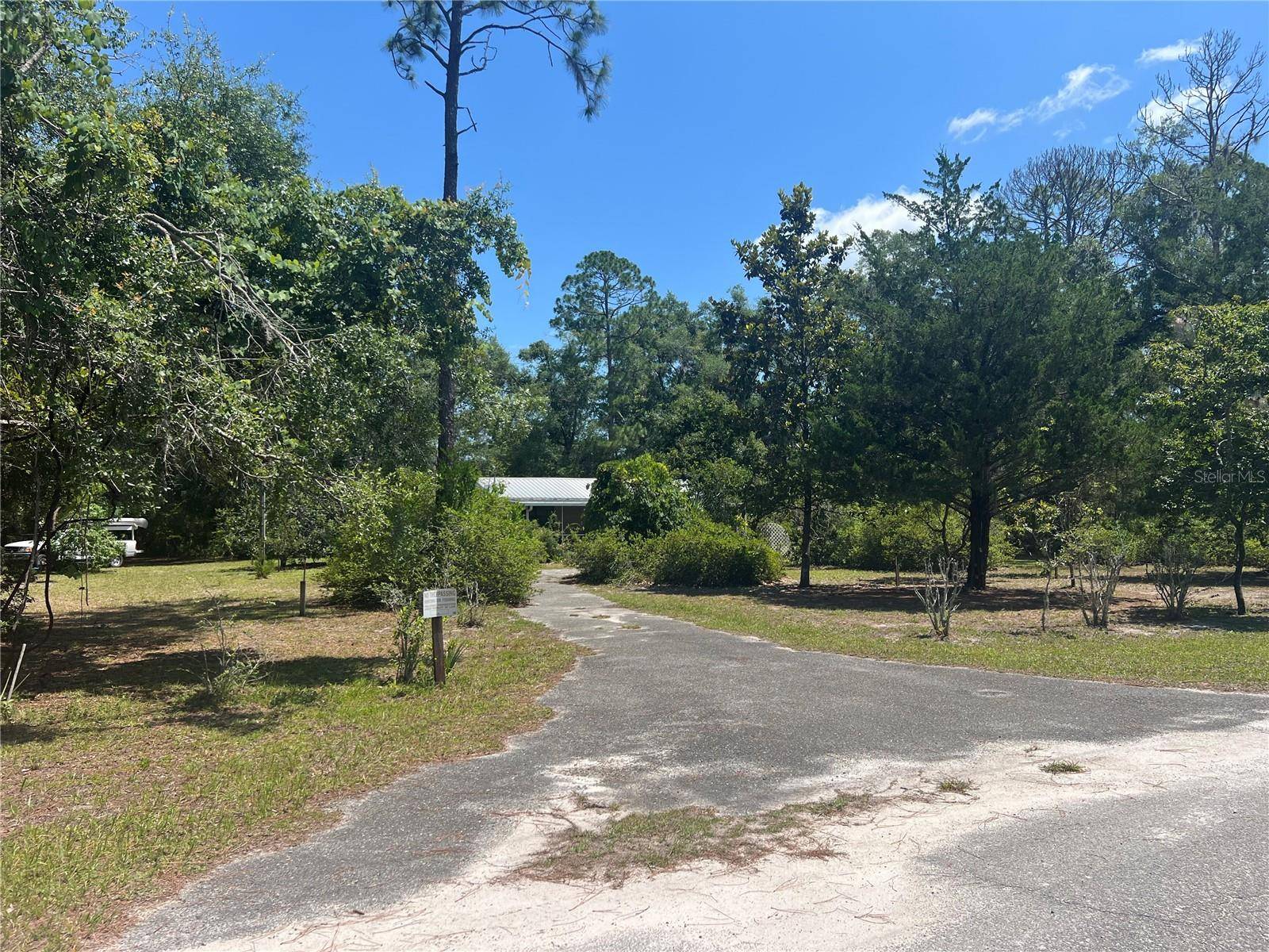 203 SE 45 AVE, Cross City, FL 32628