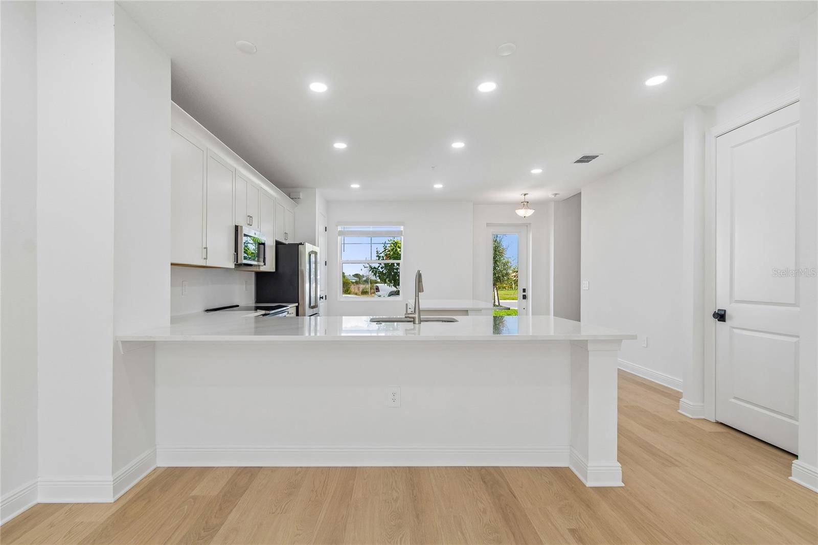 17806 BROADLEAF LOOP, Venice, FL 34293