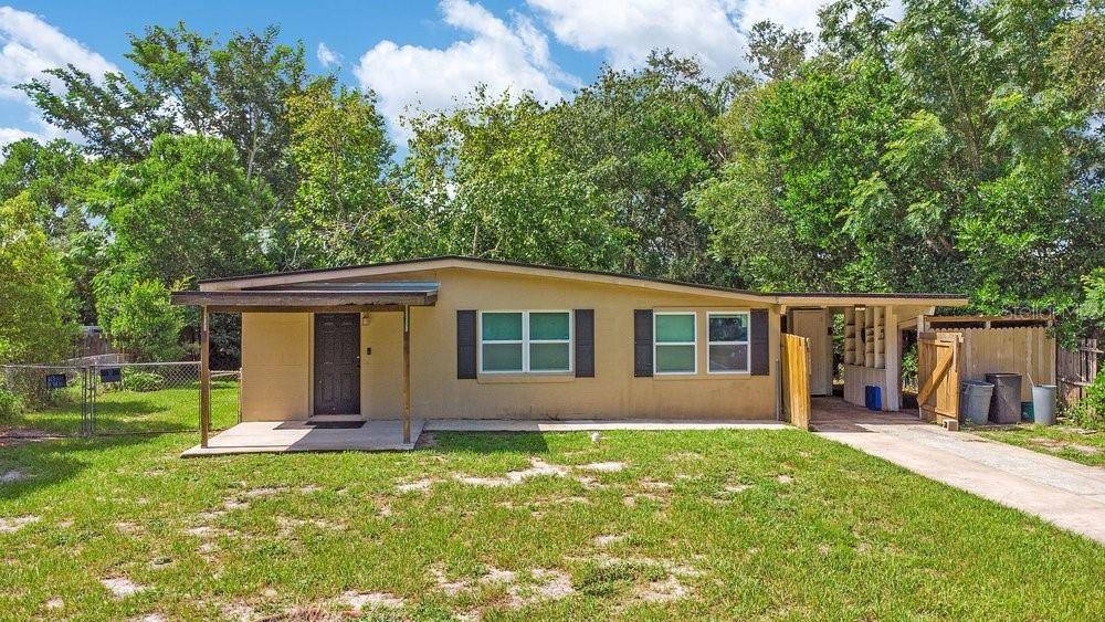 310 E 6TH ST, Chuluota, FL 32766