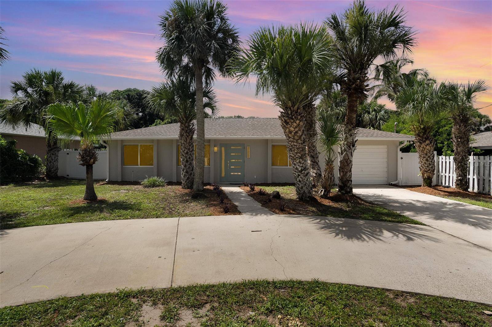 125 MATANZAS RD, Melbourne Beach, FL 32951