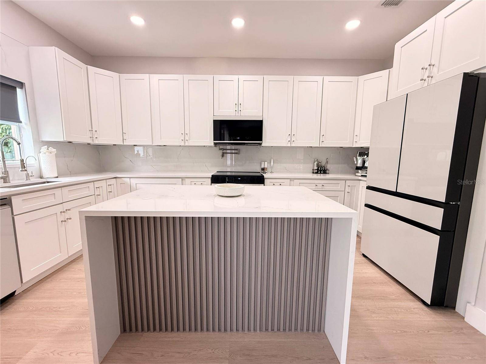 5802 COQUYT DR, Mount Dora, FL 32757
