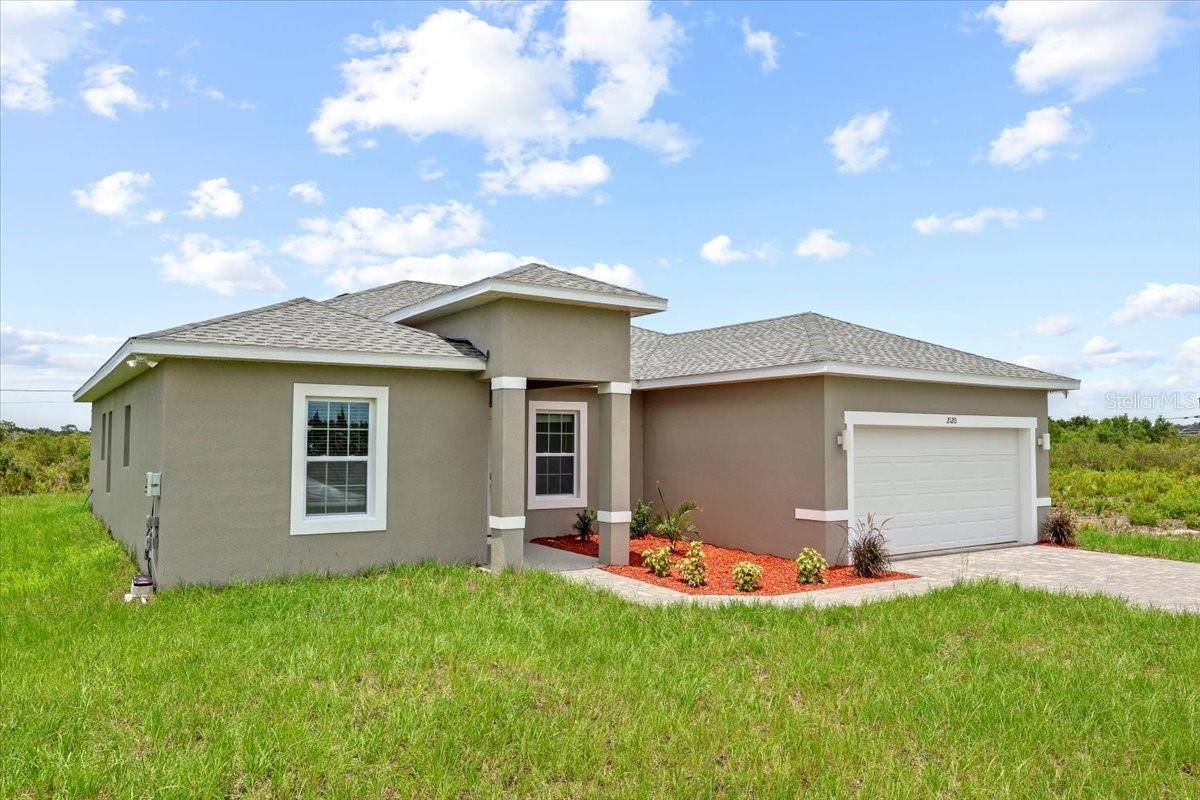 2120 POINCIANA DR, Indian Lake Estates, FL 33855