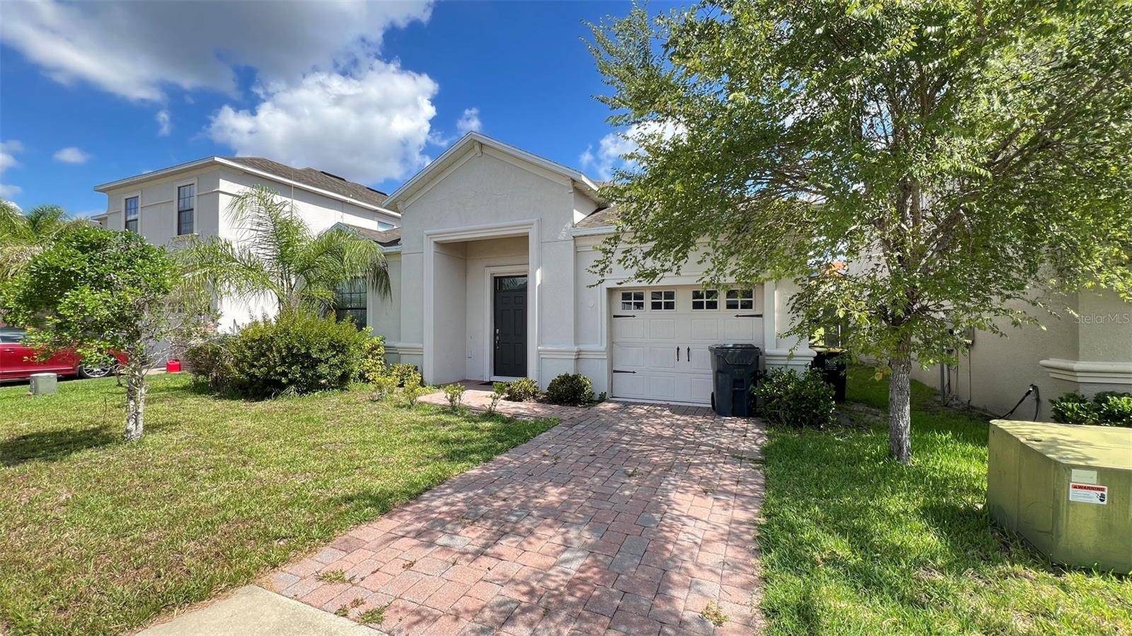2353 VICTORIA DR, Davenport, FL 33837