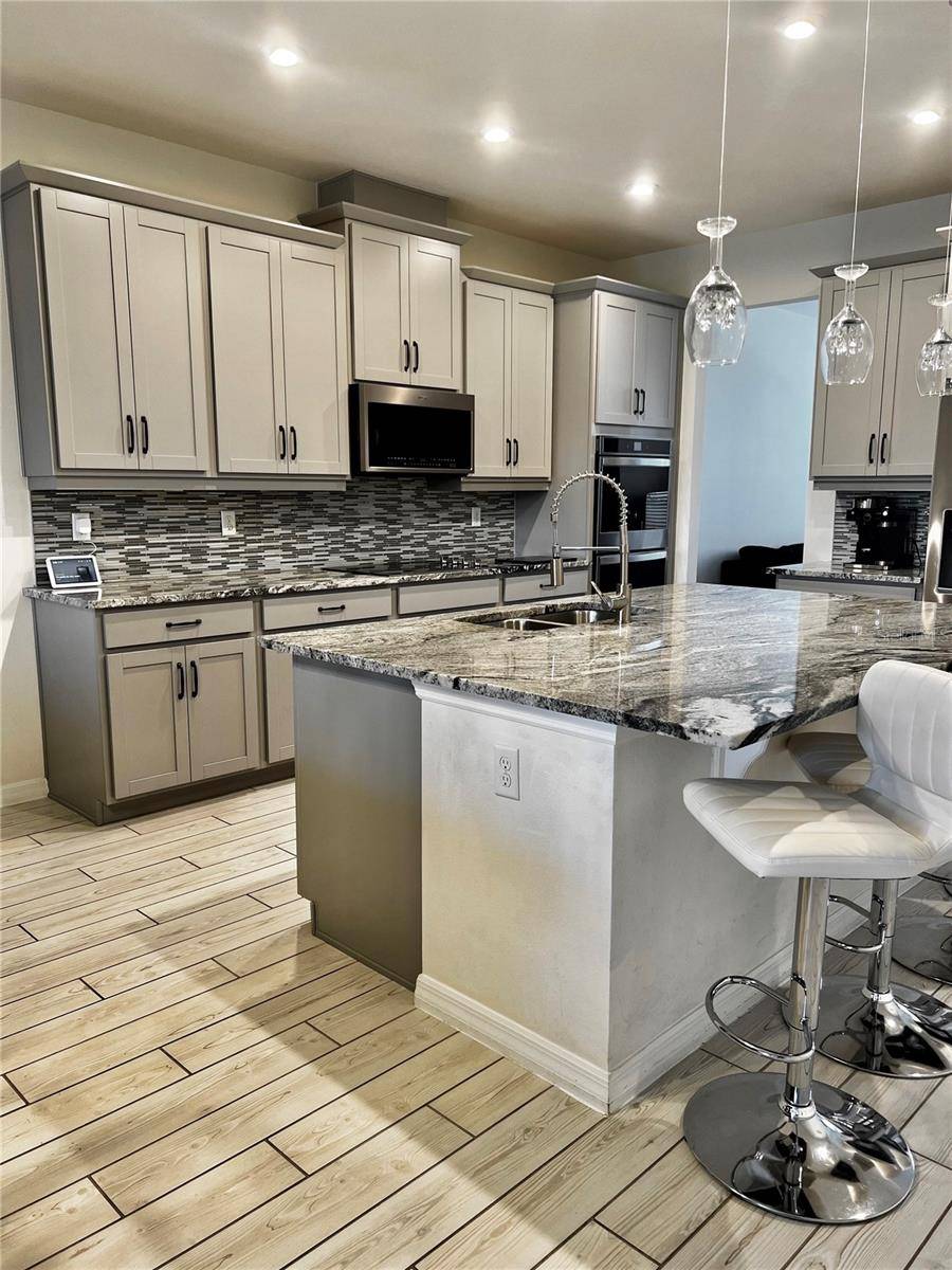 9552 LAUNCH POINT RD, Orlando, FL 32832