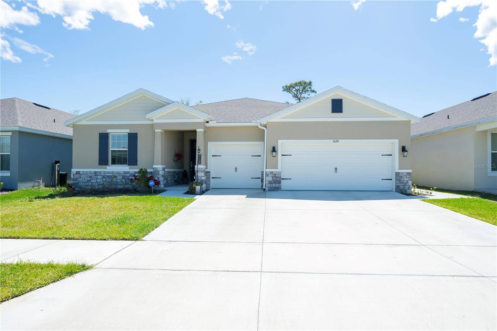 1624 BARBERRY DR, Kissimmee, FL 34744