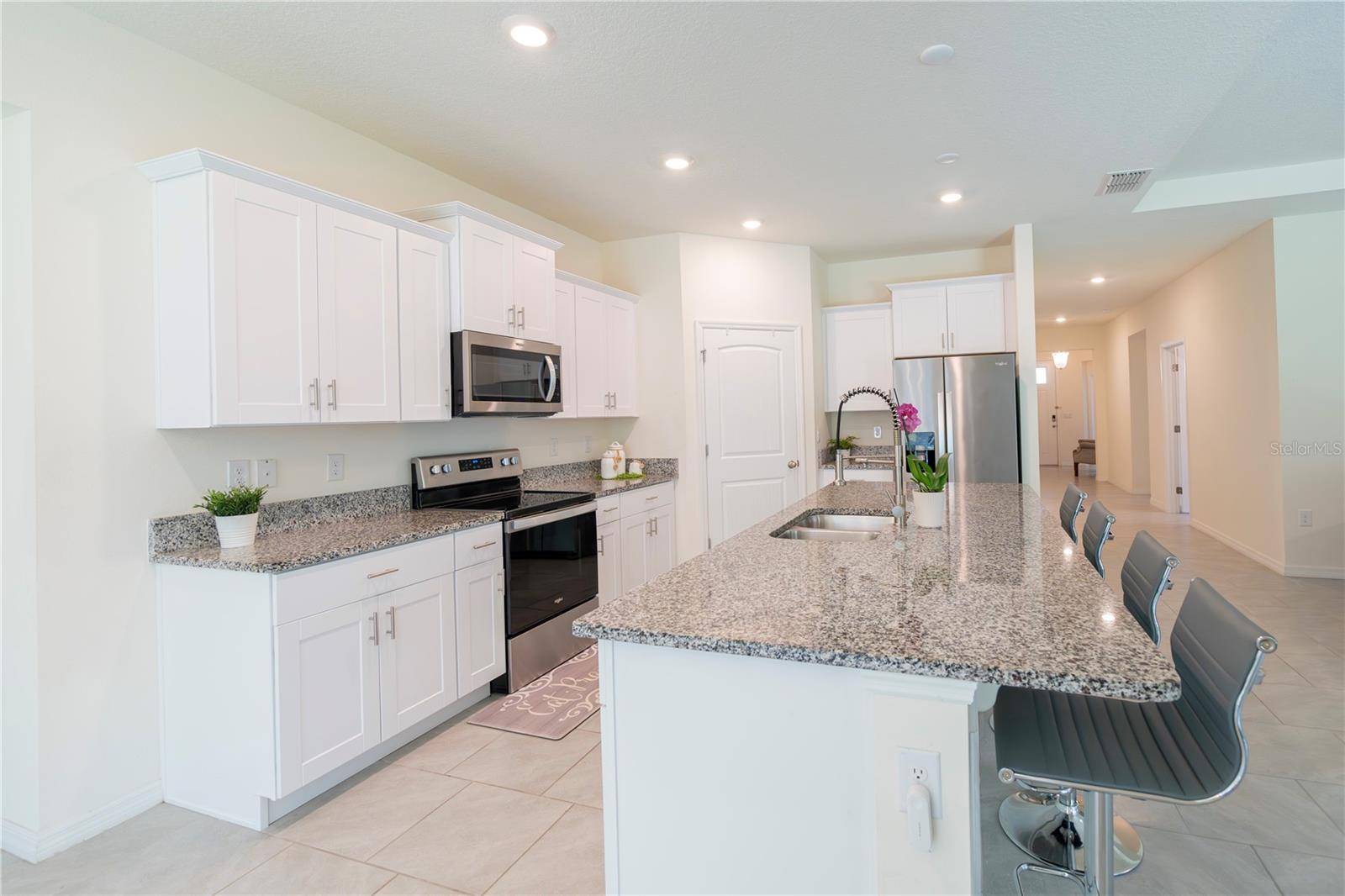 1624 BARBERRY DR, Kissimmee, FL 34744