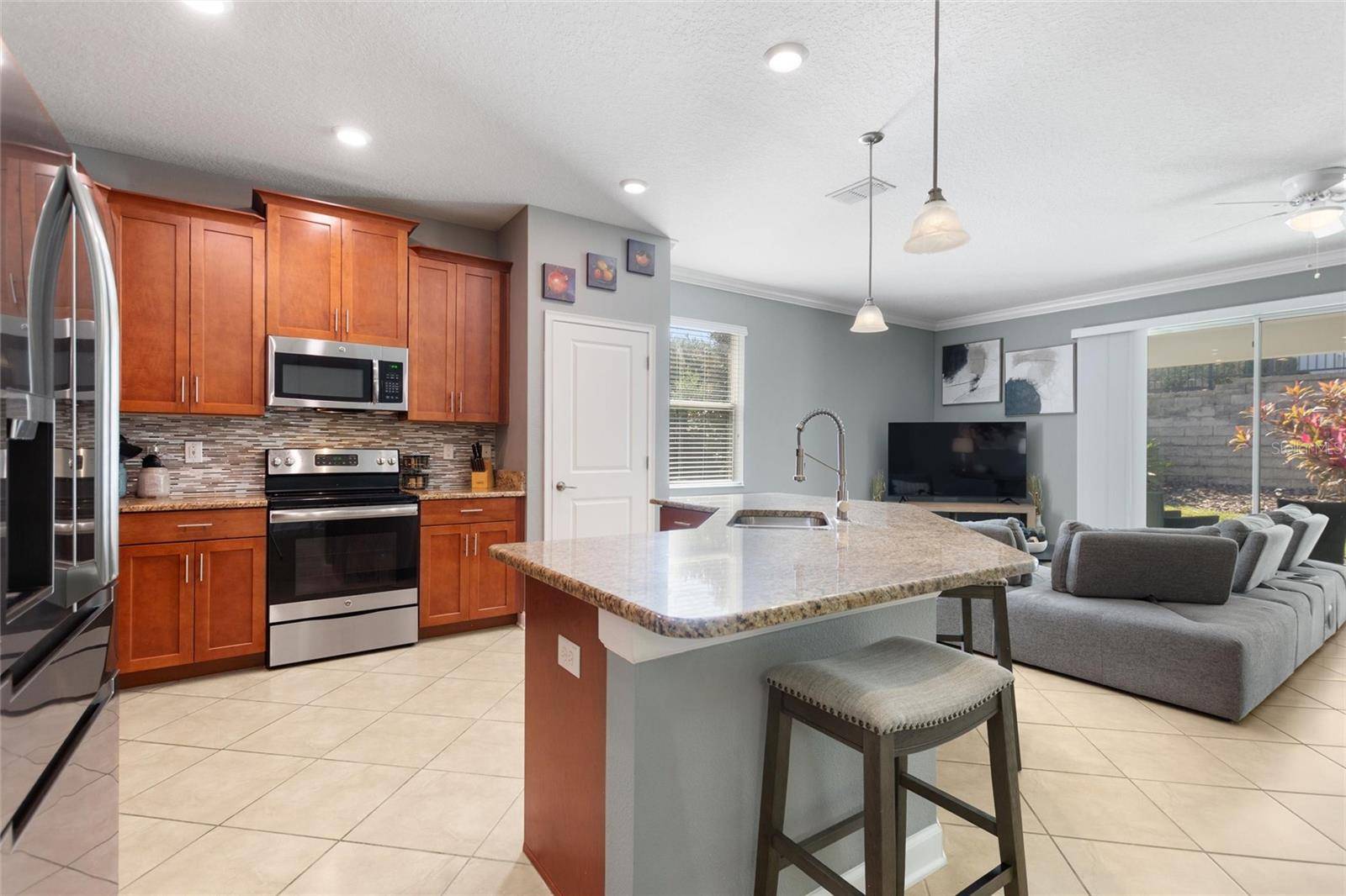 1414 CLUBMAN DR, Davenport, FL 33896
