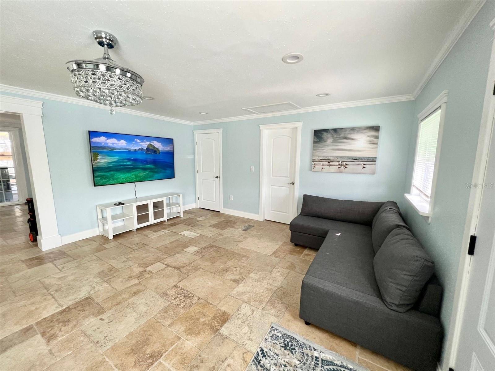2963 BAHIA VISTA ST, Sarasota, FL 34239