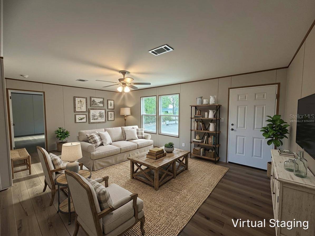 114 NUTMEG TRL, Interlachen, FL 32148
