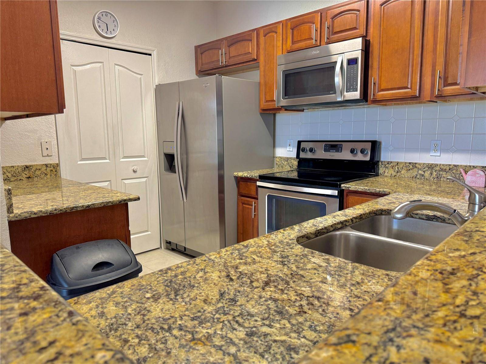 8828 DUNES CT #12 304, Kissimmee, FL 34747