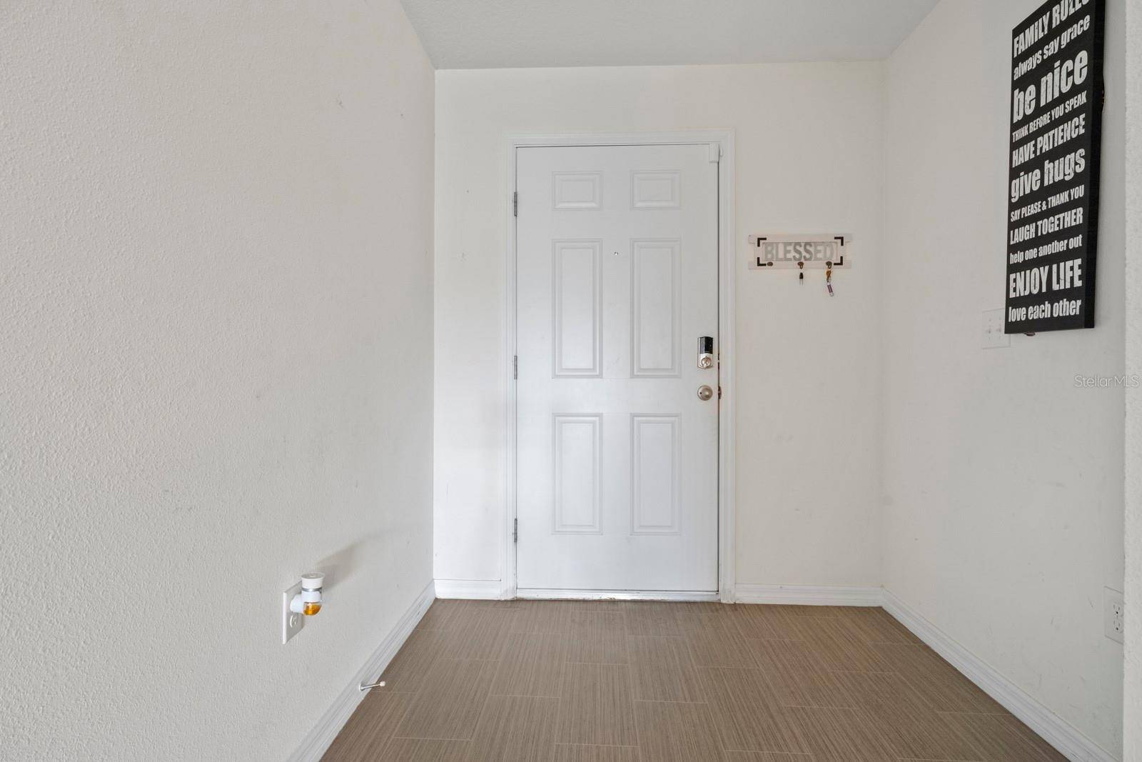 27 MAGNOLIA BLOSSOM LN, Kissimmee, FL 34759