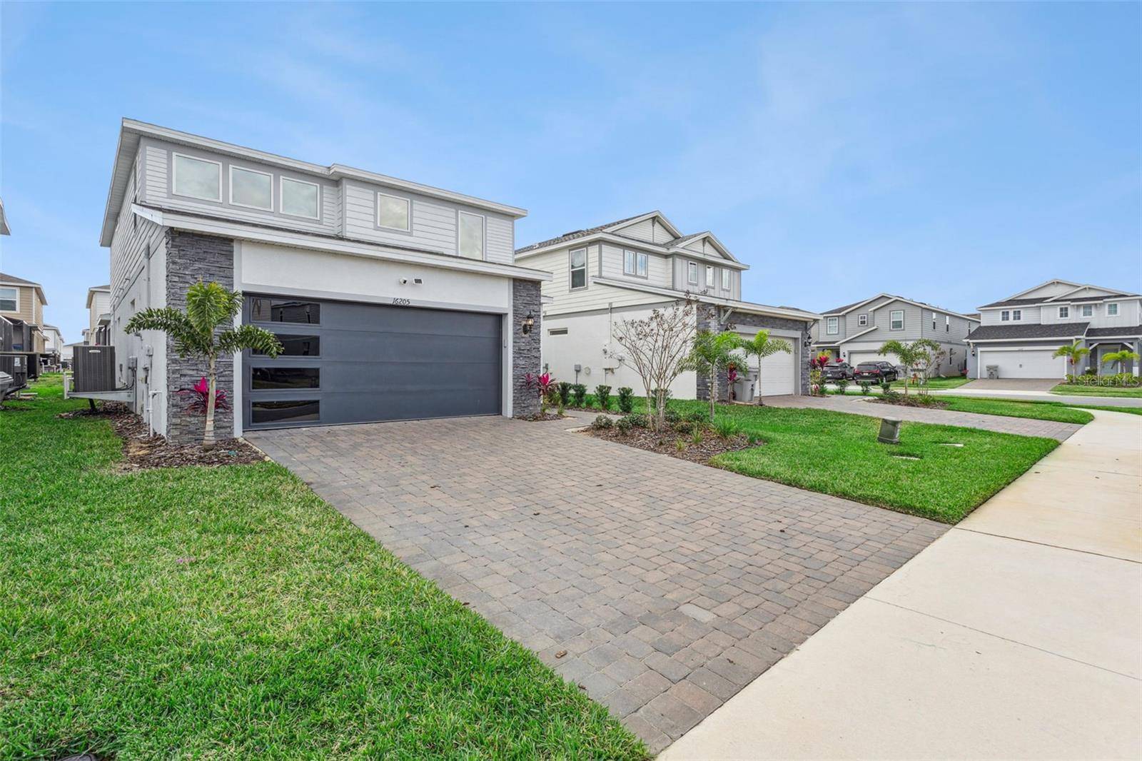 16205 SAINT KITTS CIR, Clermont, FL 34714