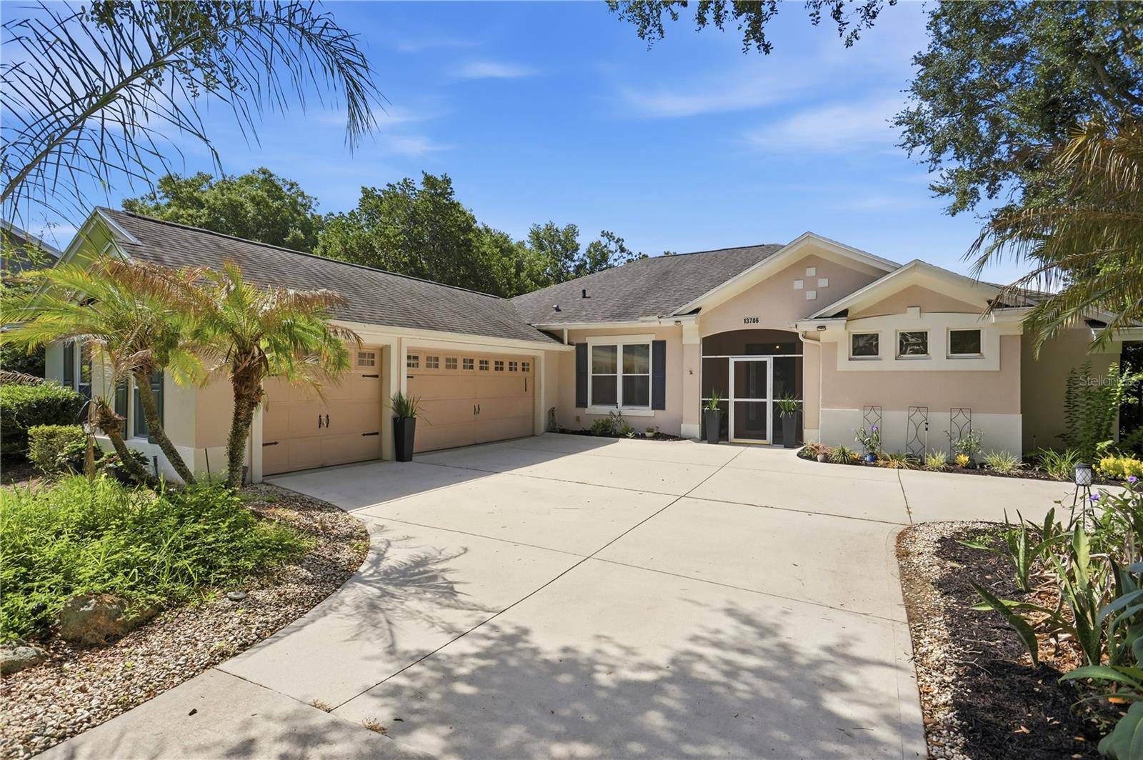 13706 VIA ROMA CIR, Clermont, FL 34711