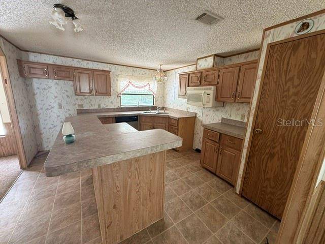 18627 NW 24TH AVE, Citra, FL 32113