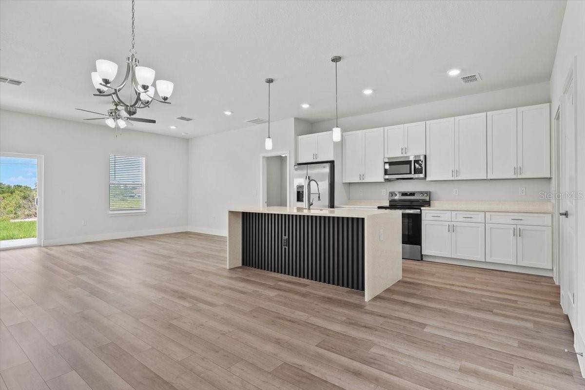 2580 PLUMOSA DR, Indian Lake Estates, FL 33855