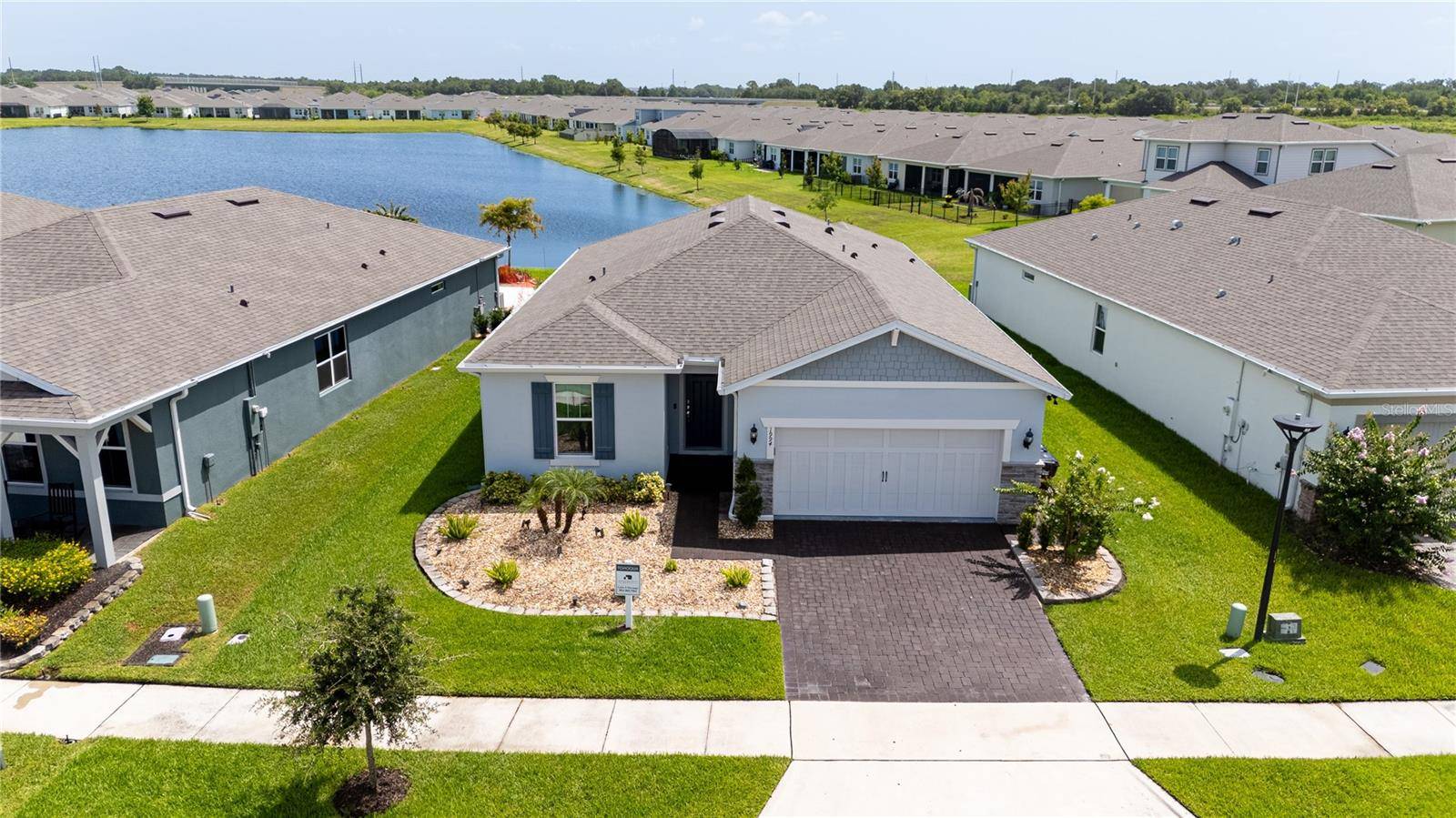 1994 SPRING SHOWER CIR, Kissimmee, FL 34744