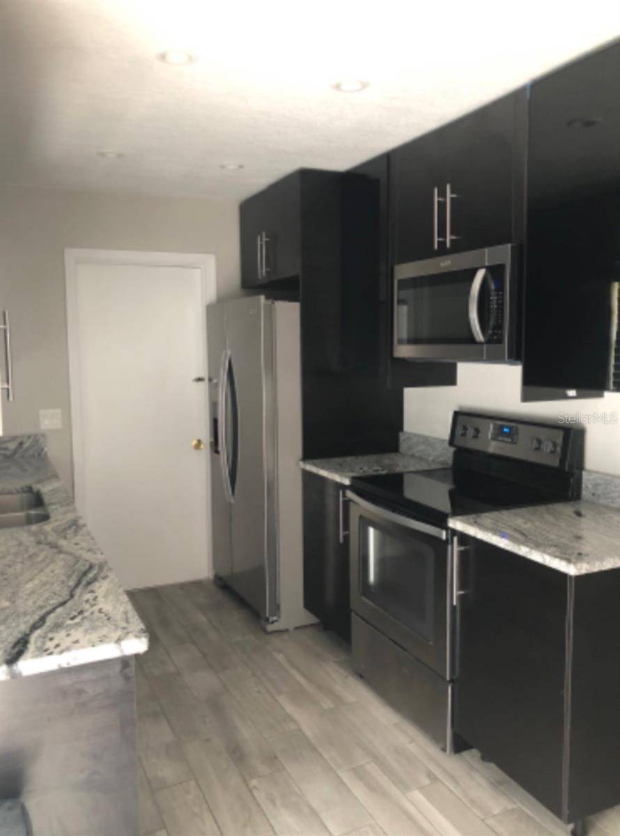 2115 DARDANELLE DR, Orlando, FL 32808