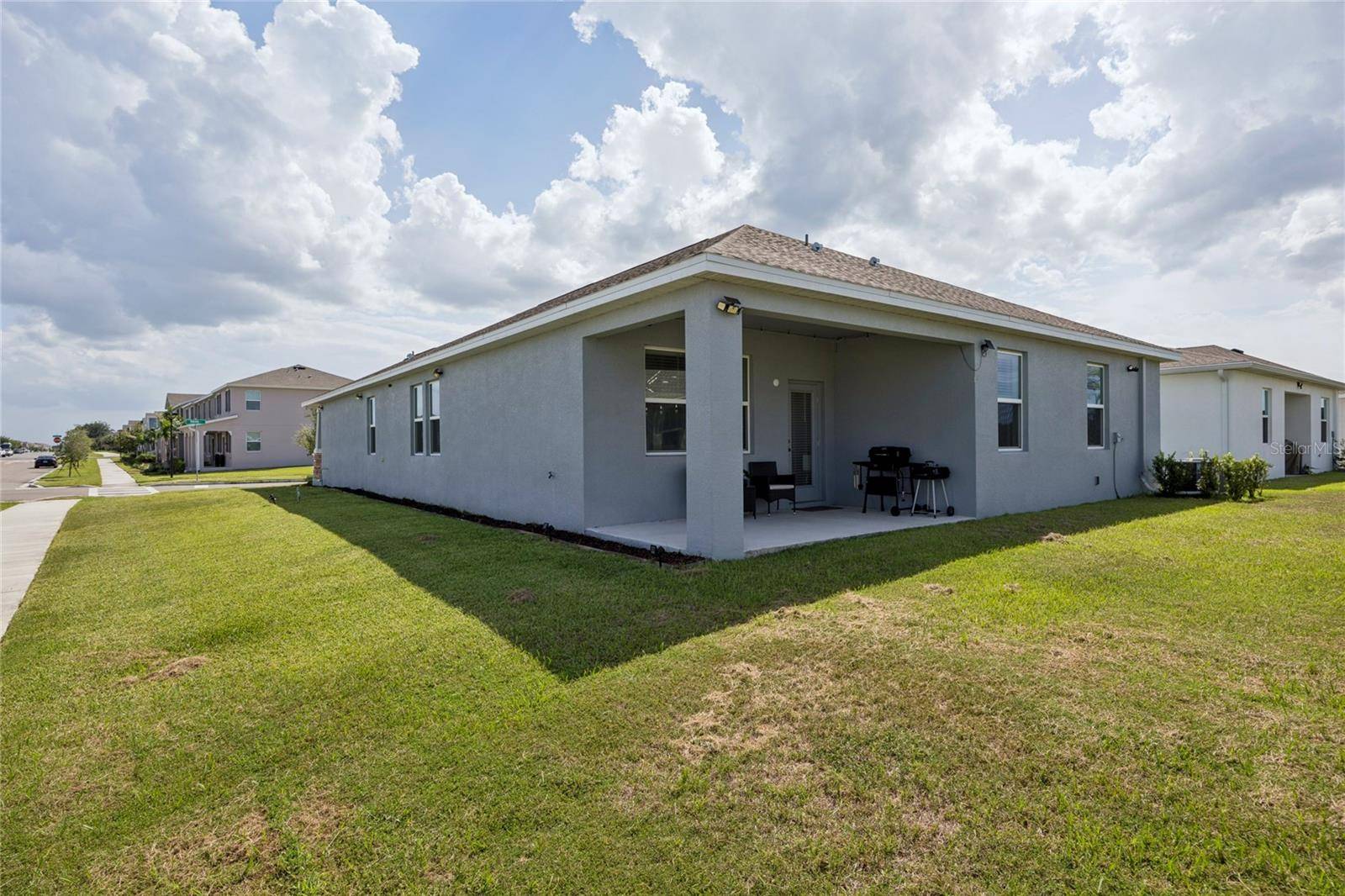 2466 RELAXING LN, Kissimmee, FL 34744