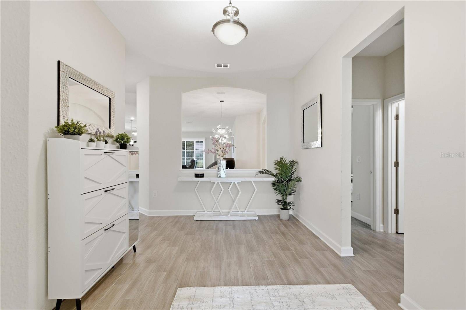 1077 DOWNSWING PL, Davenport, FL 33896