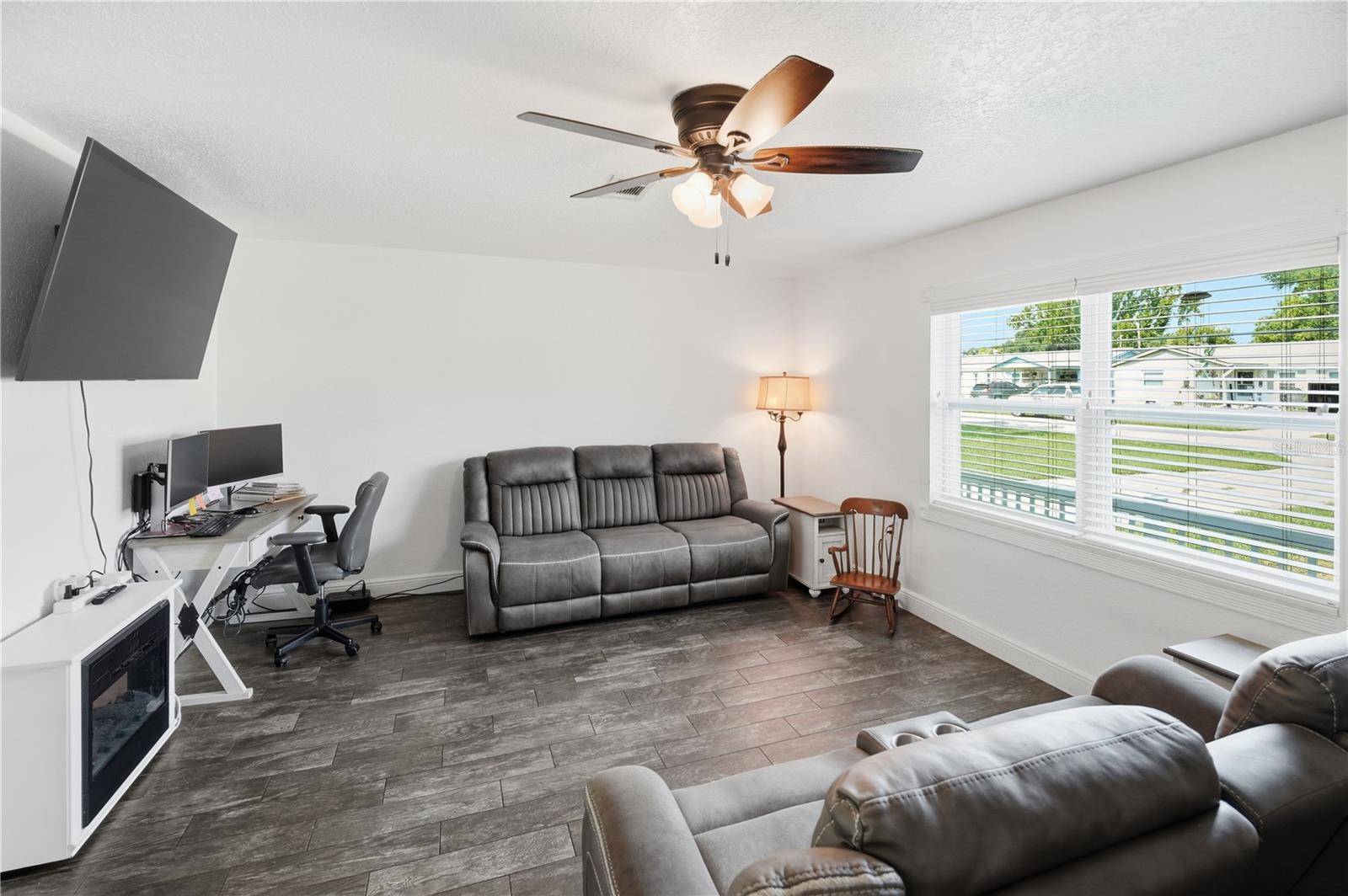 407 TENNESSEE AVE, St Cloud, FL 34769