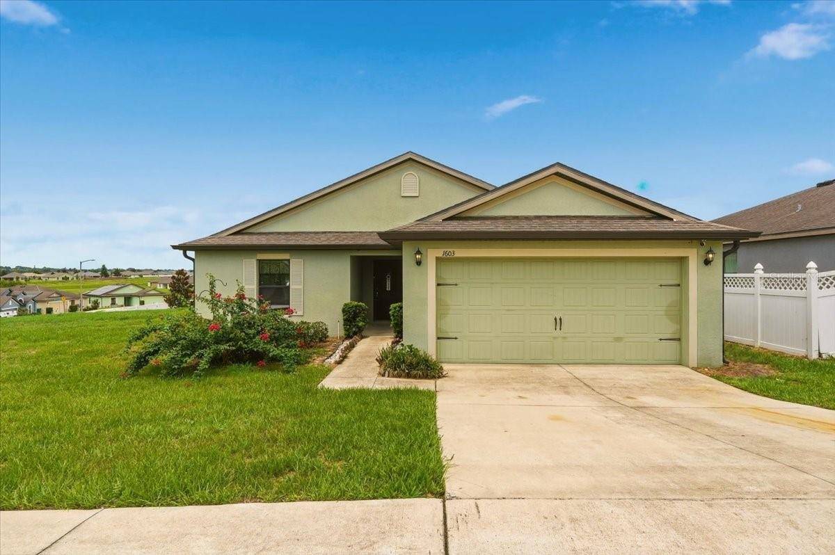 1603 ELLINGTON DR, Dundee, FL 33838