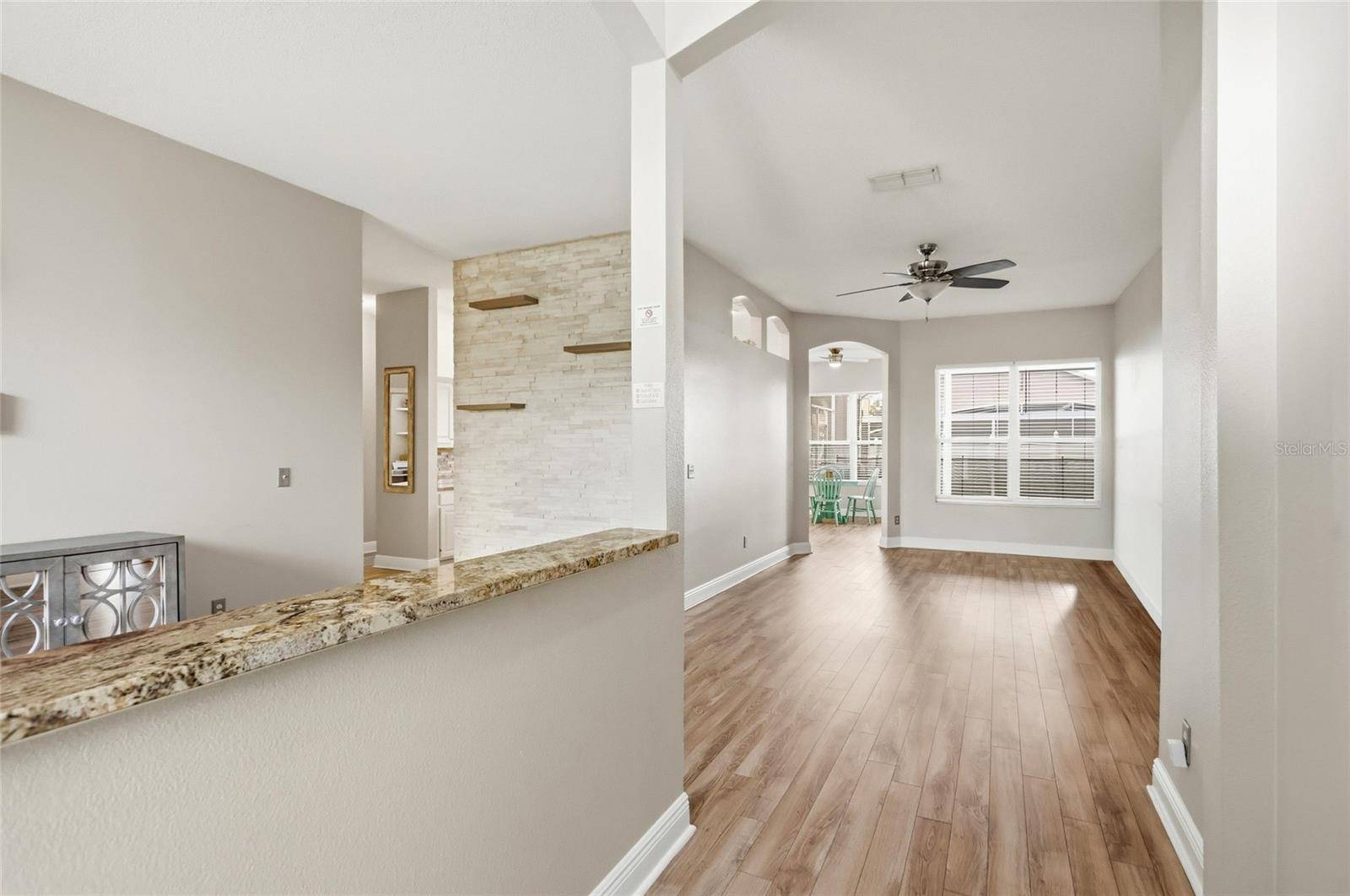 340 BALLYSHANNON DR, Davenport, FL 33897