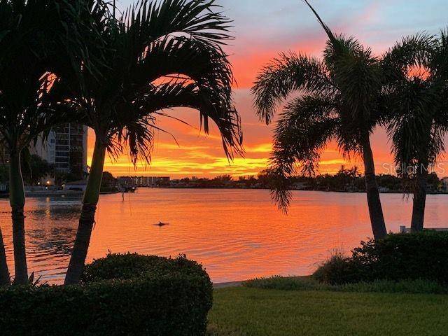 1201 81ST ST S, St Petersburg, FL 33707