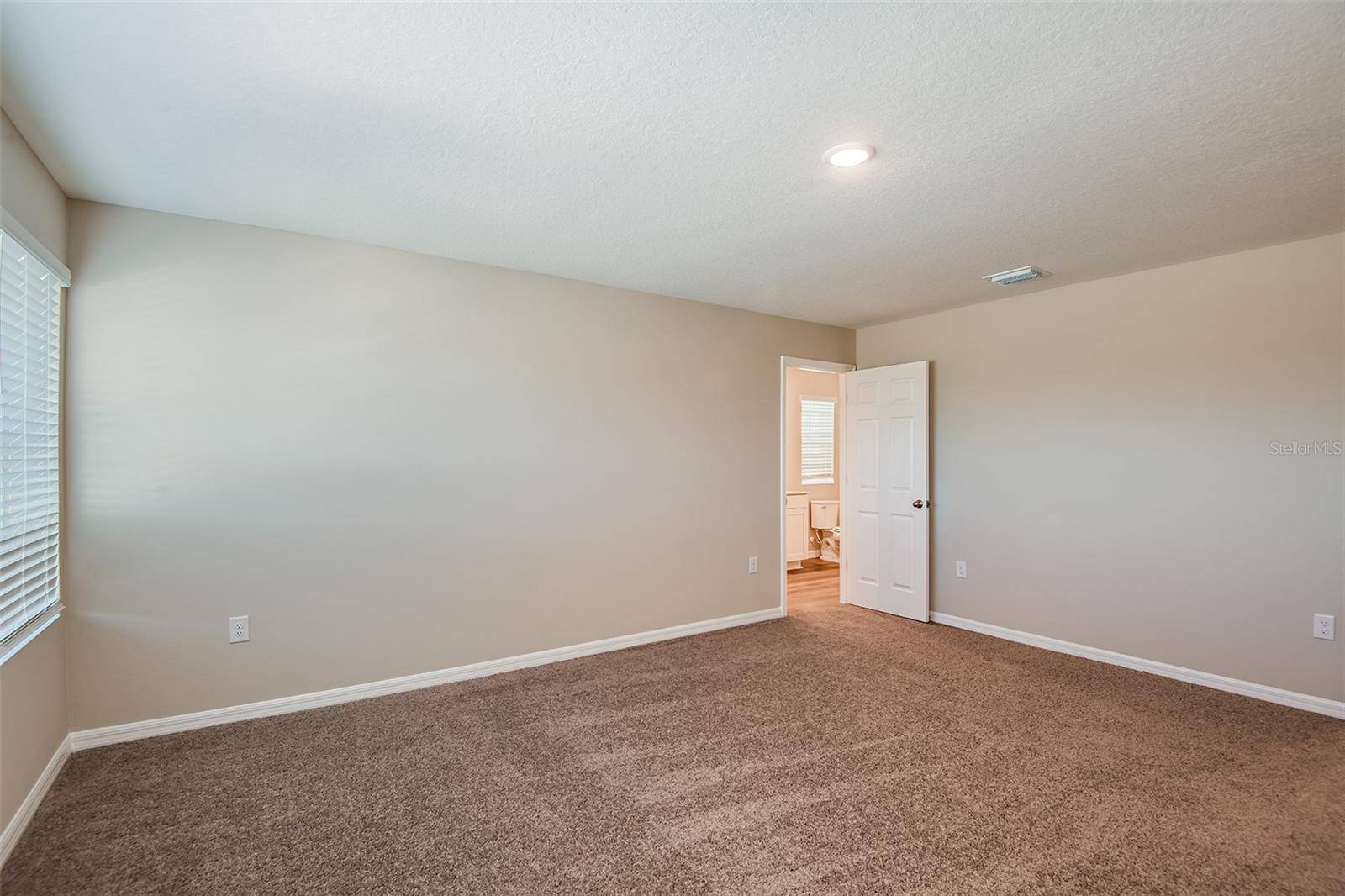 36602 SAGEMOOR DR, Zephyrhills, FL 33541