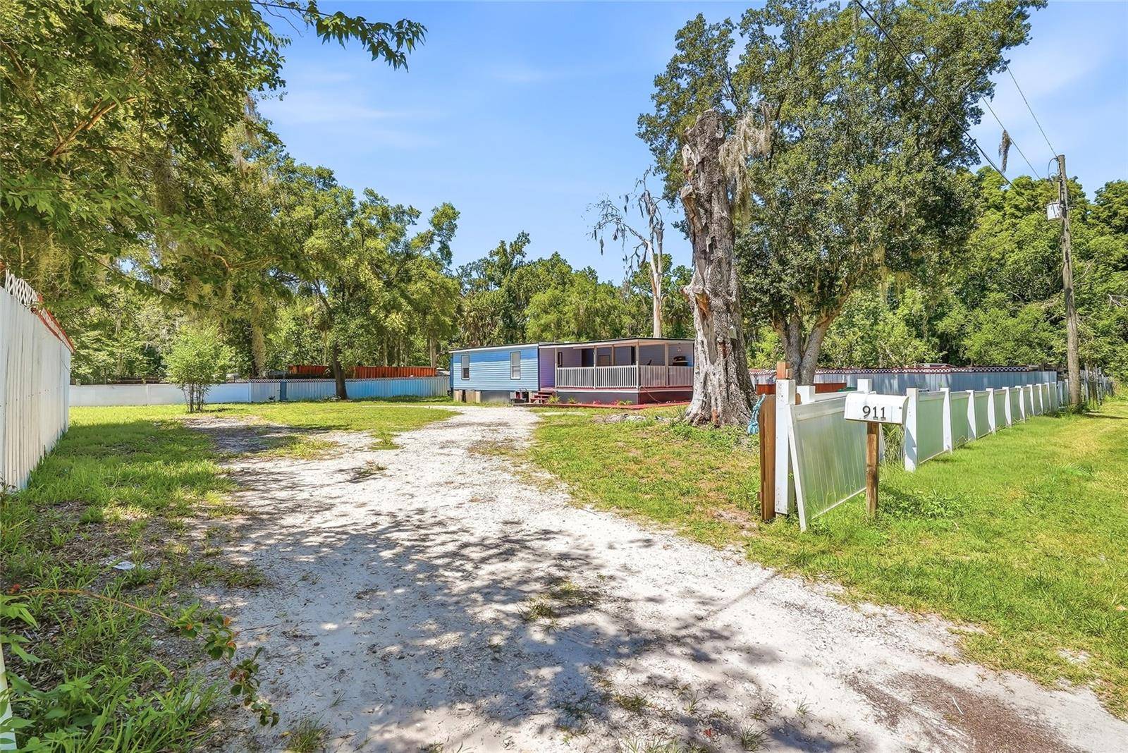 911 MARJORIE AVE, Brandon, FL 33511