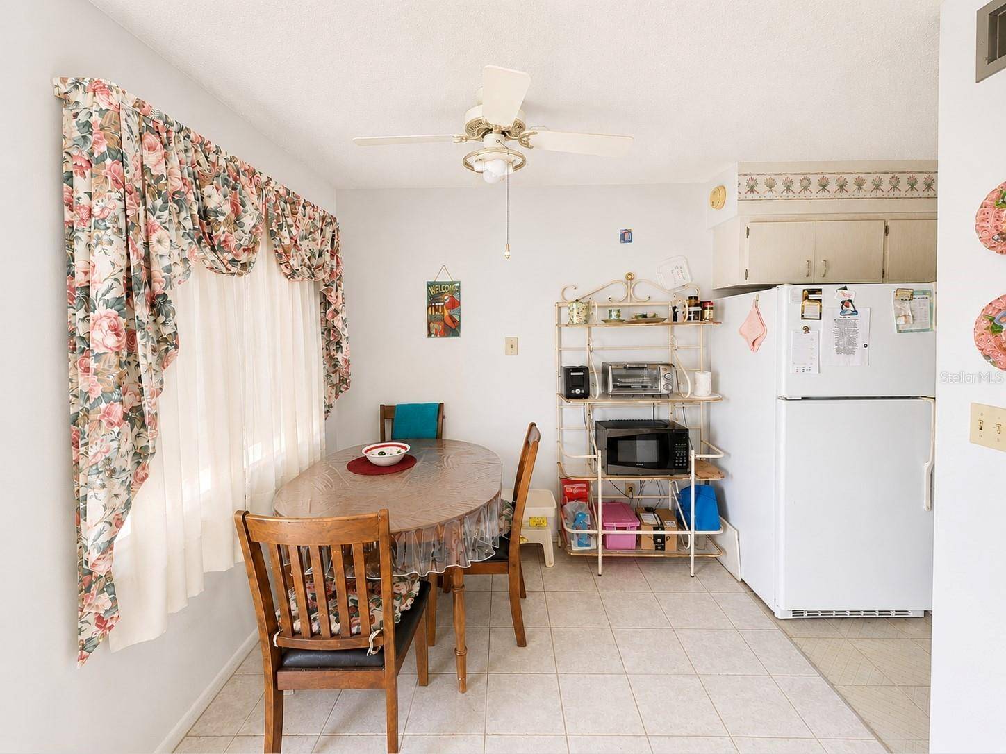 250 ROSERY RD NW #328, Largo, FL 33770