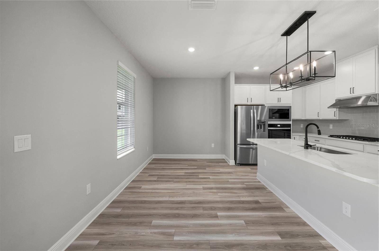 7899 SOMERSWORTH DR, Kissimmee, FL 34747
