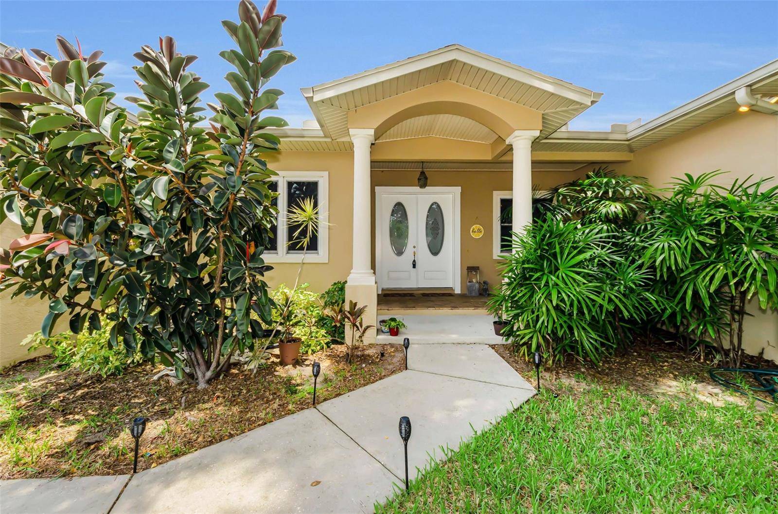 1888 BUGLE LN, Clearwater, FL 33764