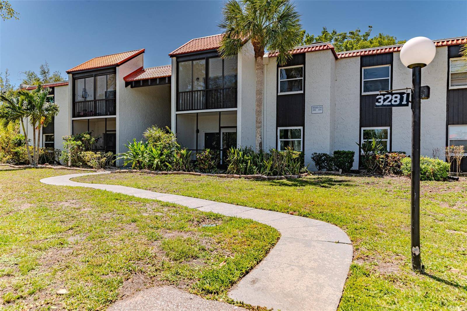 3281 BENEVA RD #202, Sarasota, FL 34232