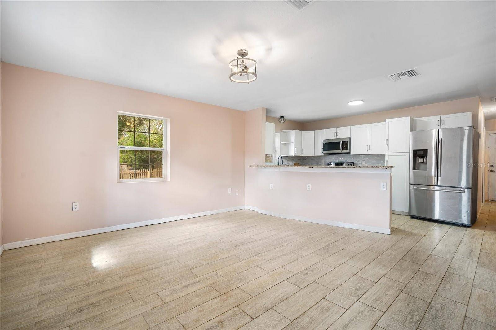 15229 MYRTLE ST, Dade City, FL 33523