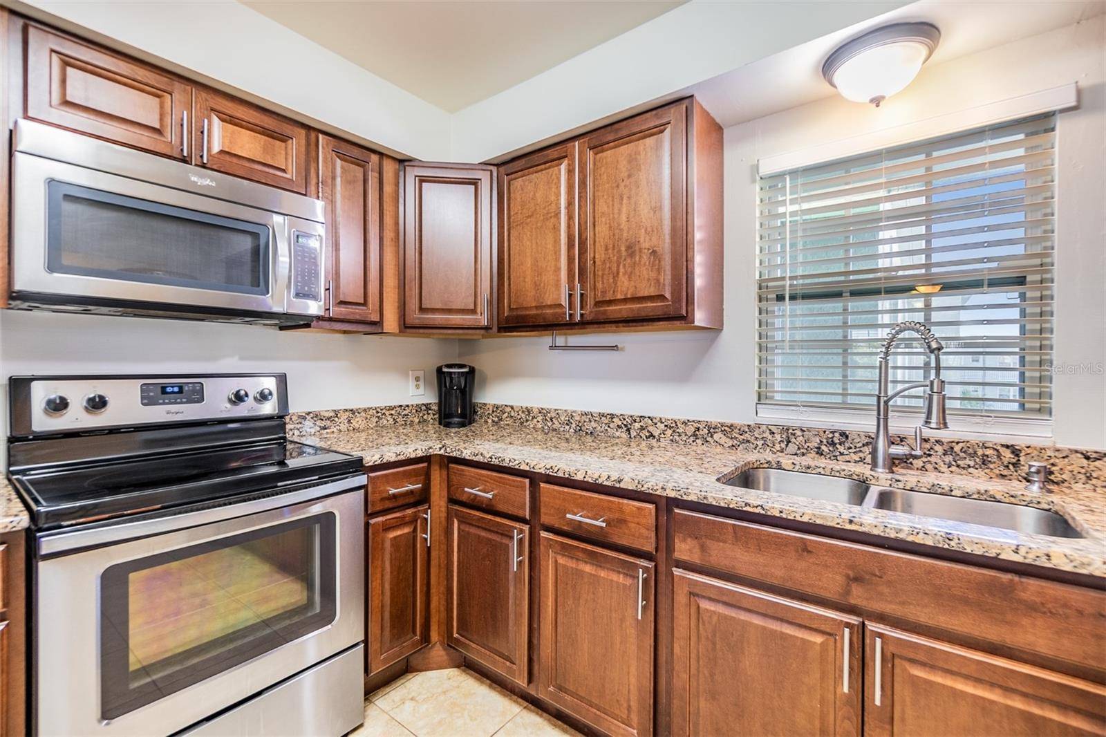 701 POINSETTIA RD #306, Belleair, FL 33756