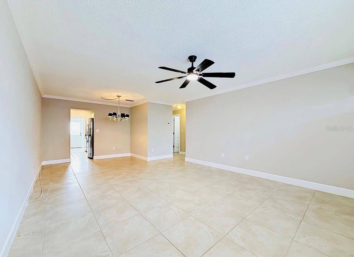 6025 SHORE BLVD S #106, Gulfport, FL 33707