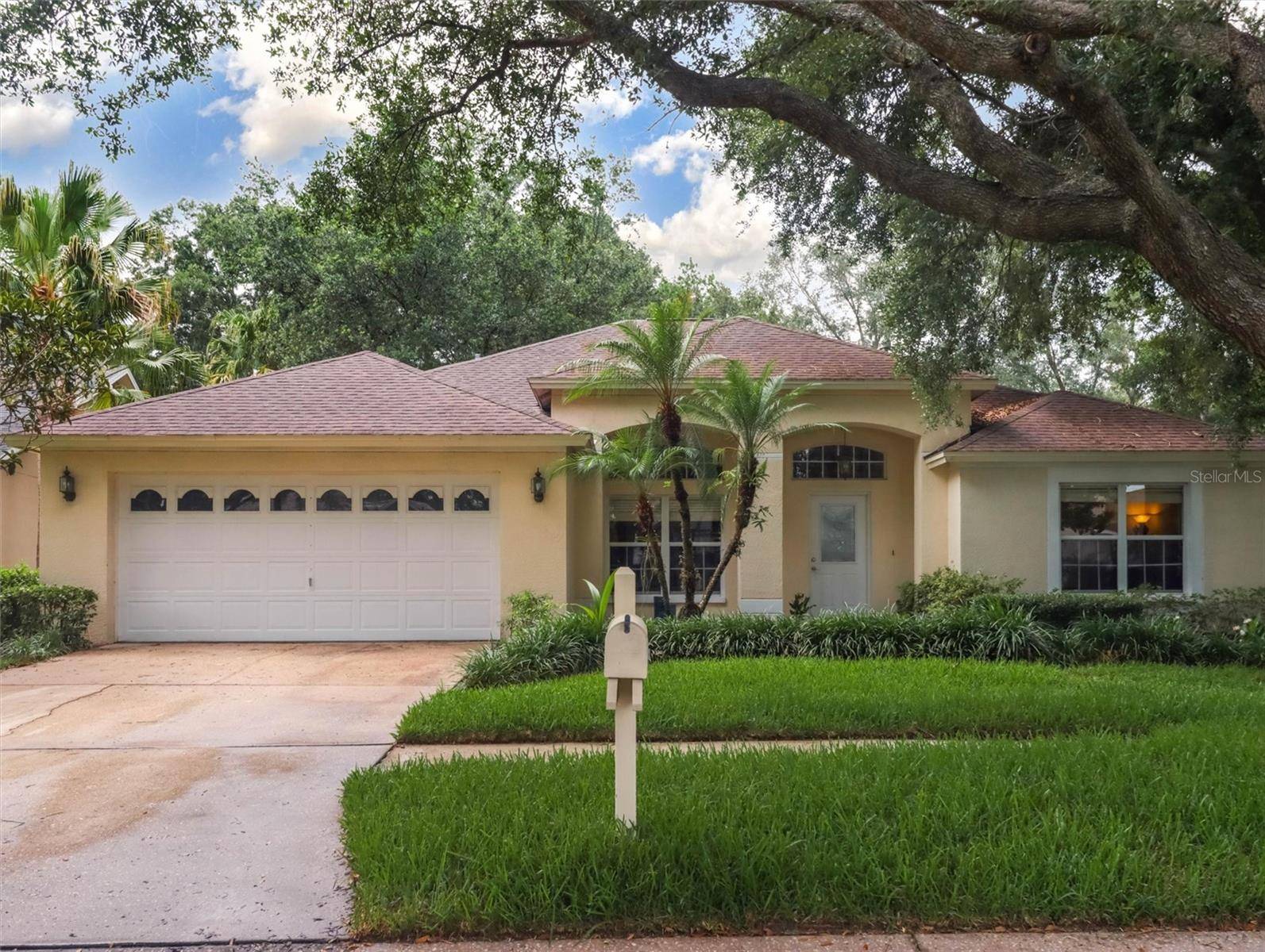 10110 WHISPER POINTE DR, Tampa, FL 33647