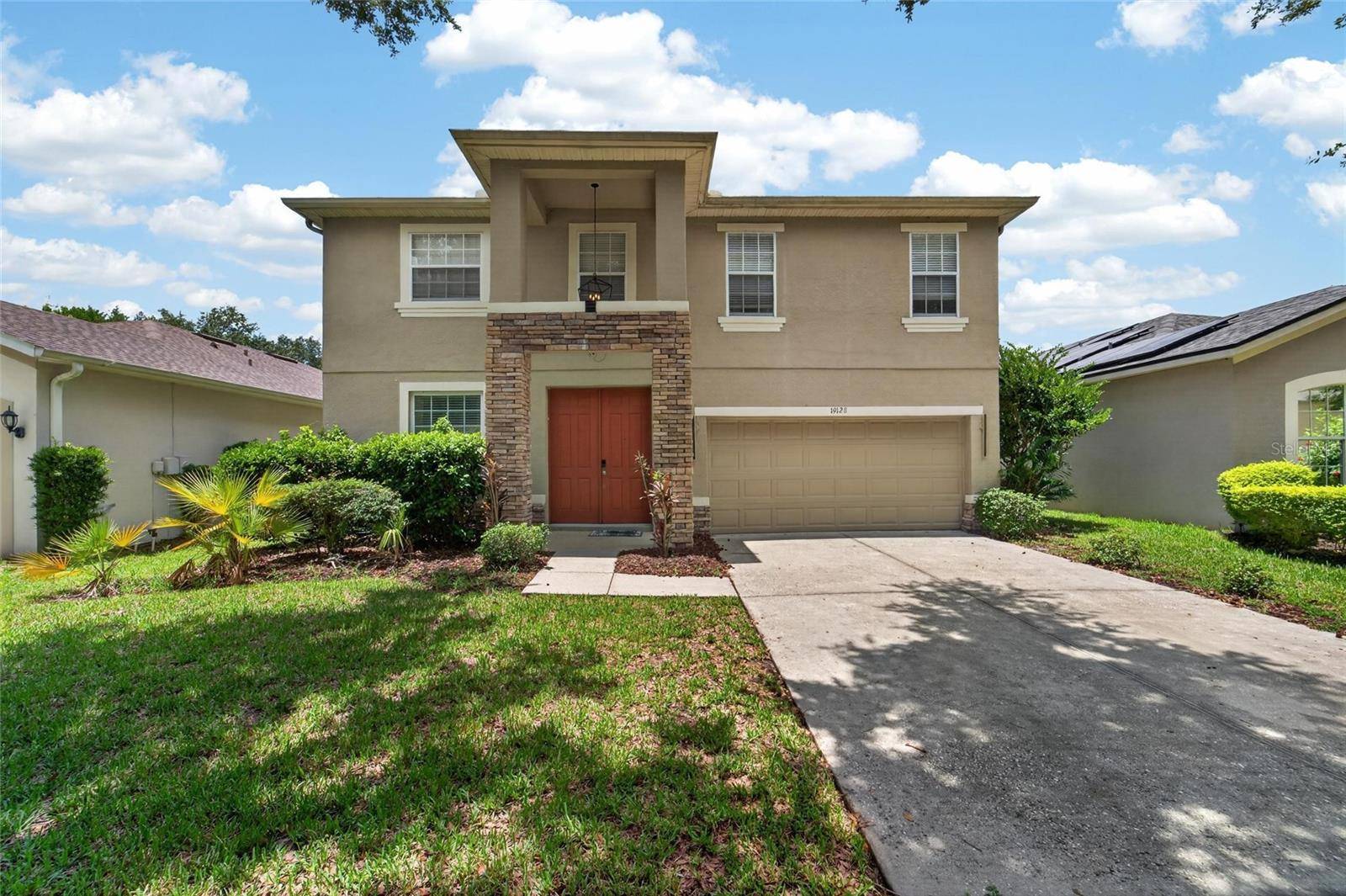 19128 MEADOW PINE DR, Tampa, FL 33647