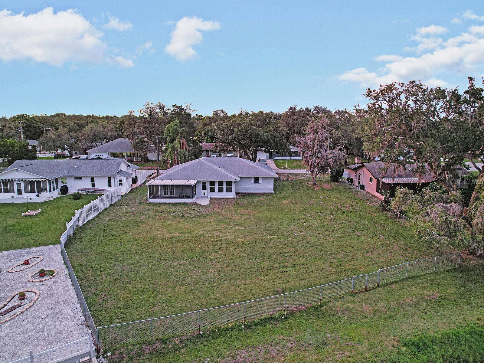 8310 LIMAN DR, New Port Richey, FL 34653