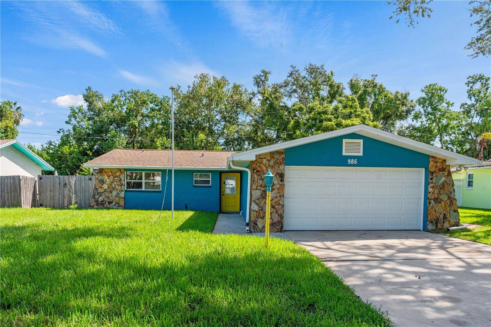 986 LEXINGTON DR, Dunedin, FL 34698
