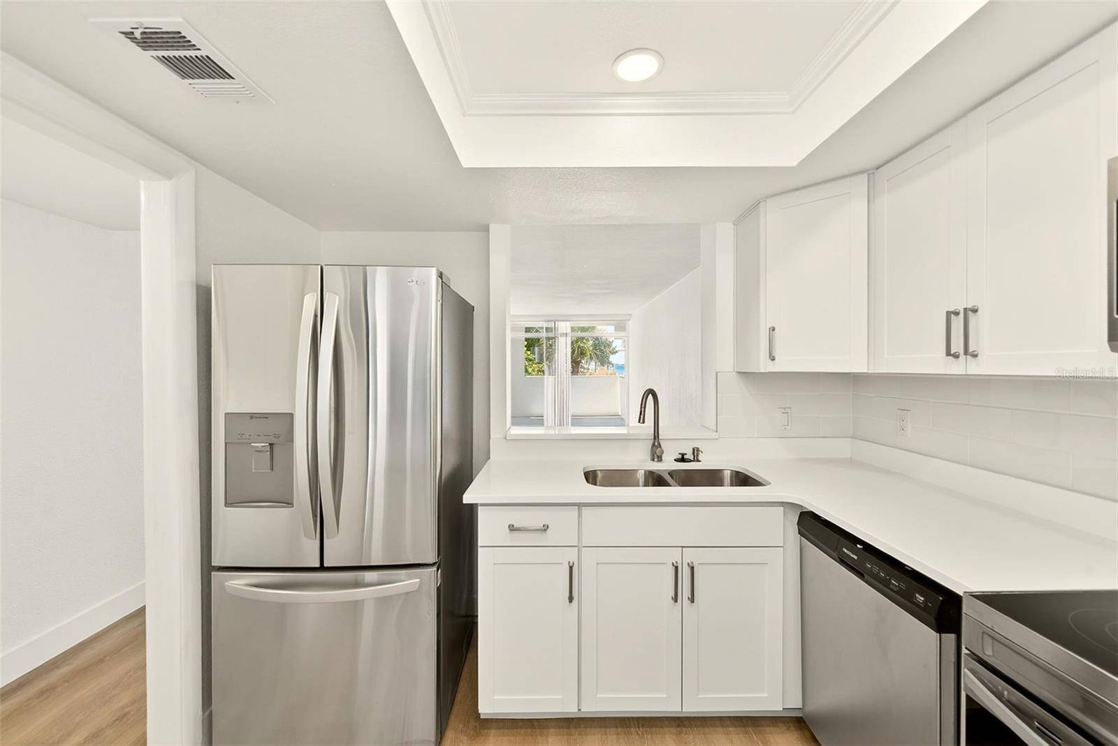 16308 GULF BLVD #103, Redington Beach, FL 33708