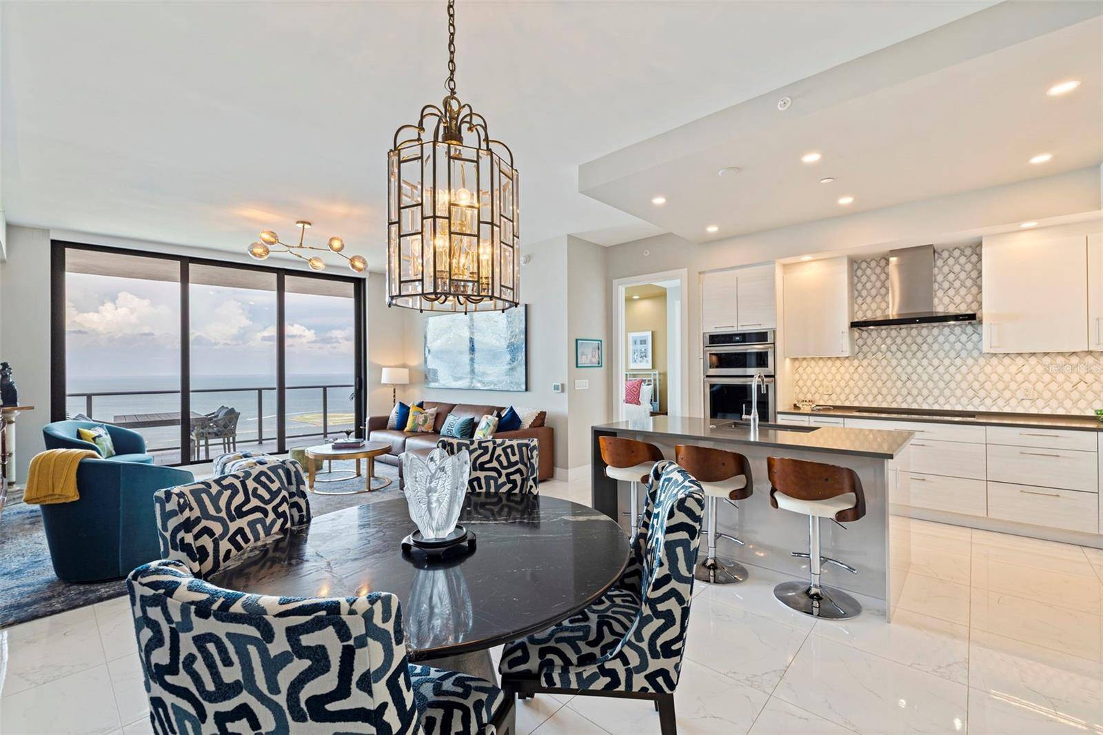 100 1ST AVE N #2902, St Petersburg, FL 33701