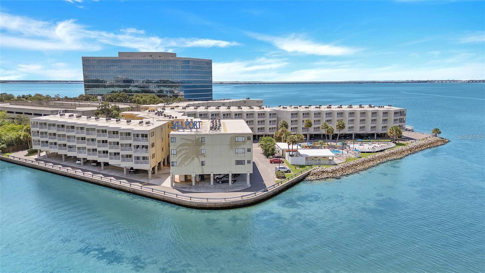 2506 N ROCKY POINT DR #335, Tampa, FL 33607