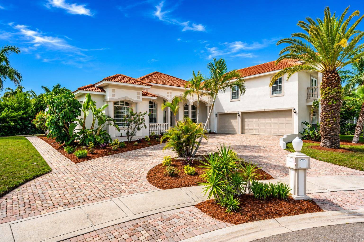 5909 ZAKI LN, Apollo Beach, FL 33572