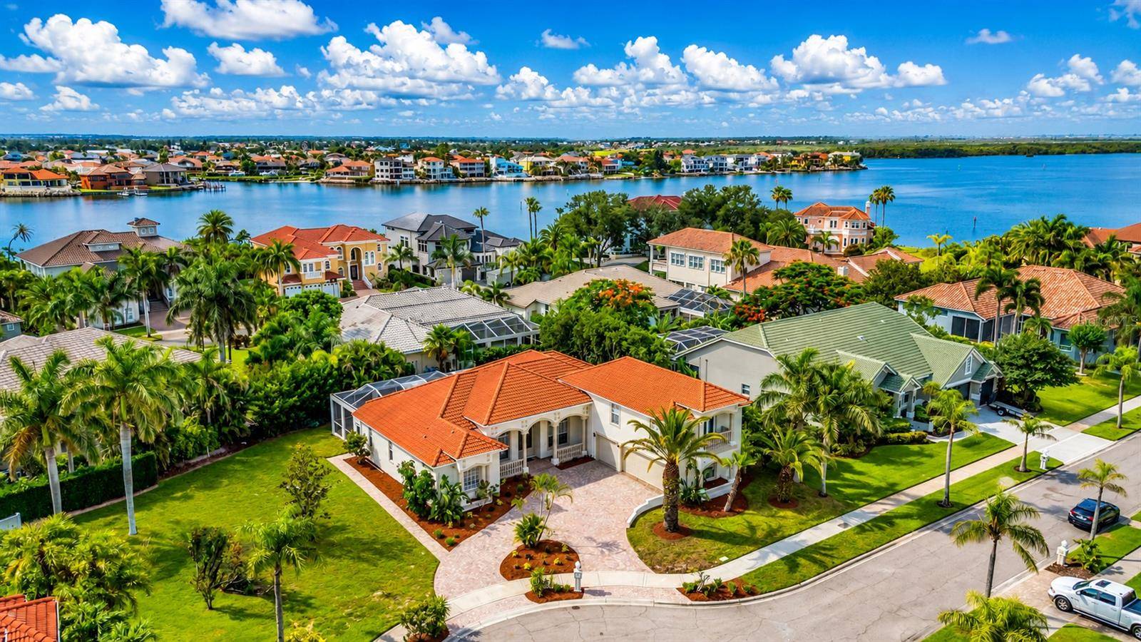 5909 ZAKI LN, Apollo Beach, FL 33572