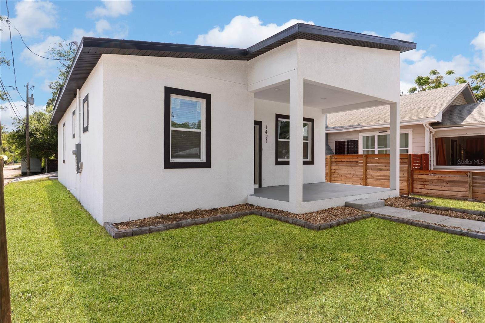 1421 35TH ST S, St Petersburg, FL 33711