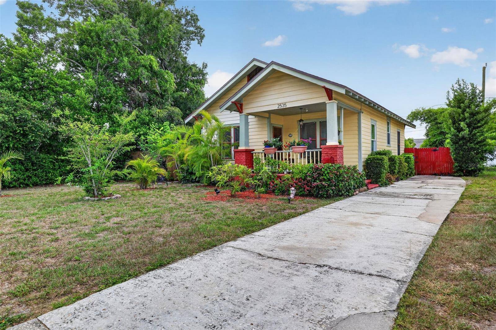 2535 15TH AVE N, St Petersburg, FL 33713