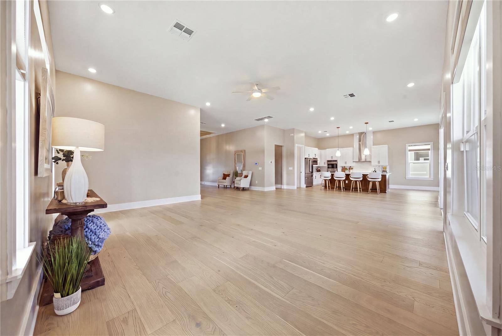 4022 W BAY TO BAY BLVD, Tampa, FL 33629